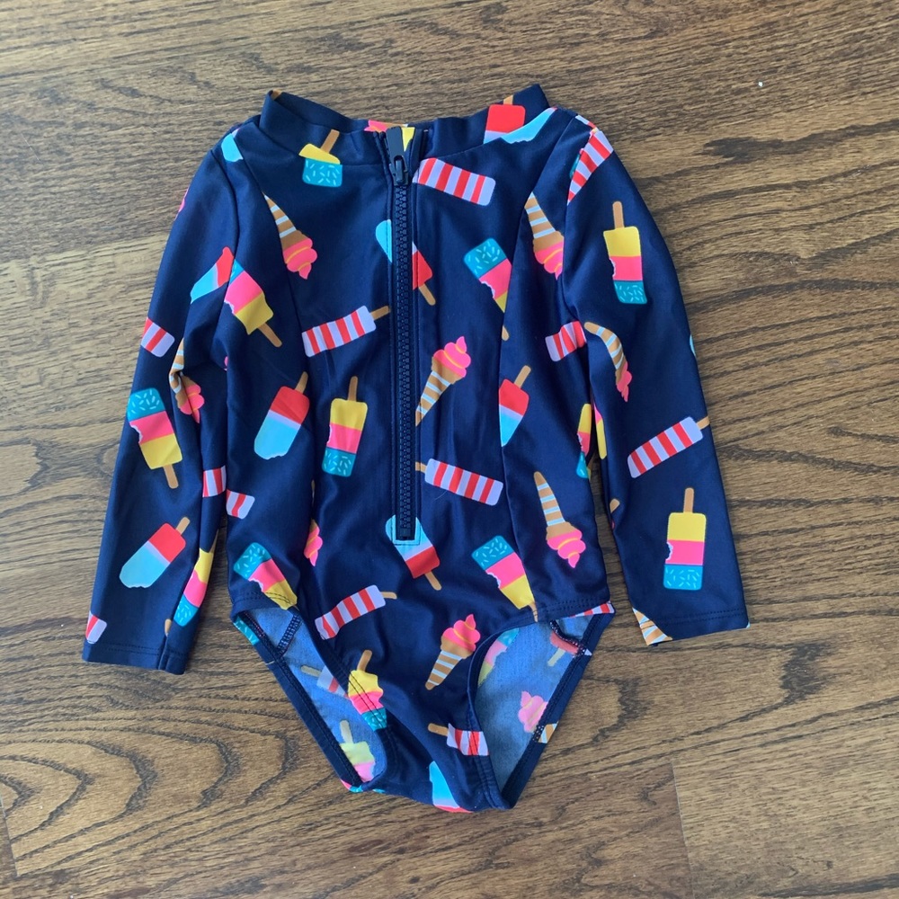EUC Old Navy toddler swimsuit